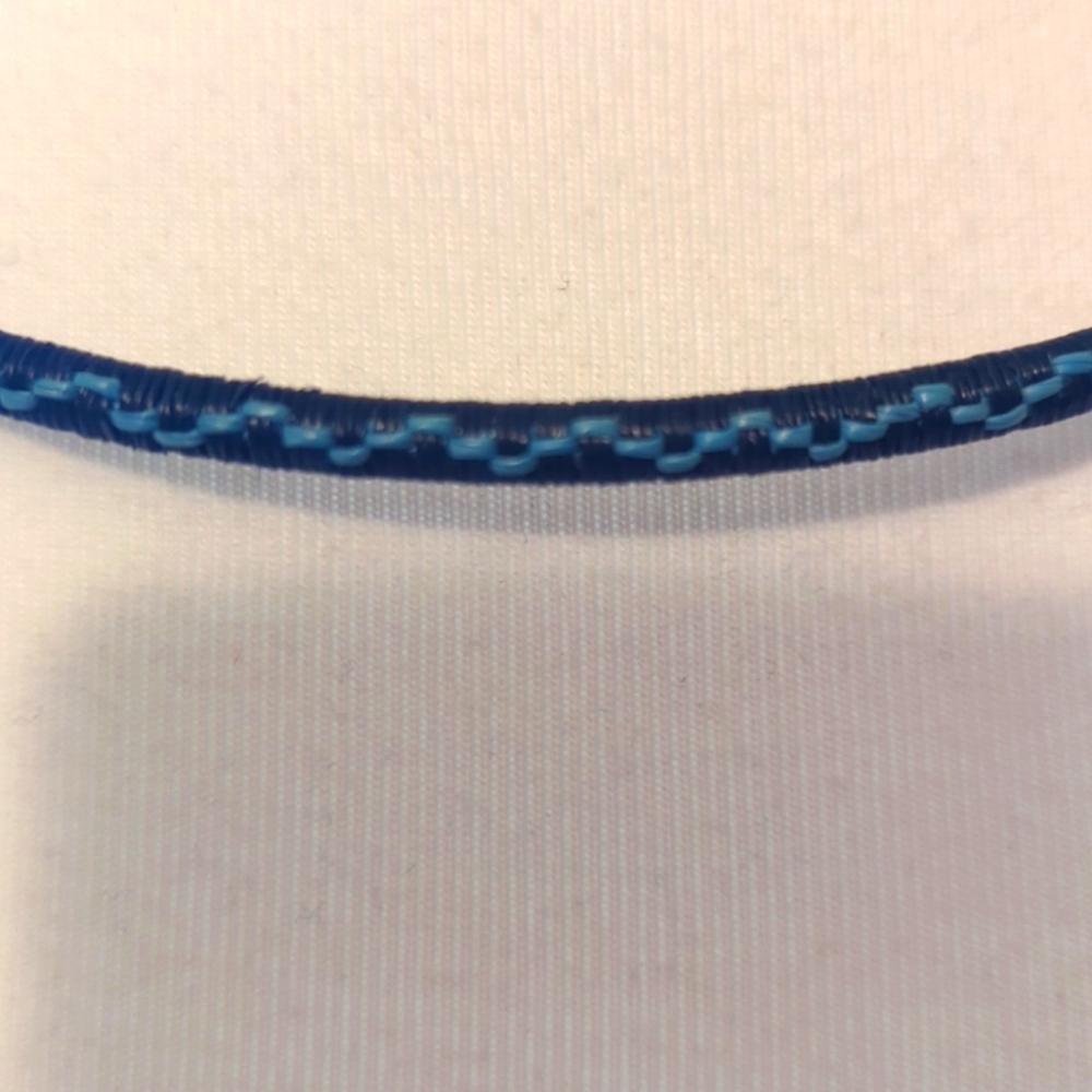 Hand made chocker